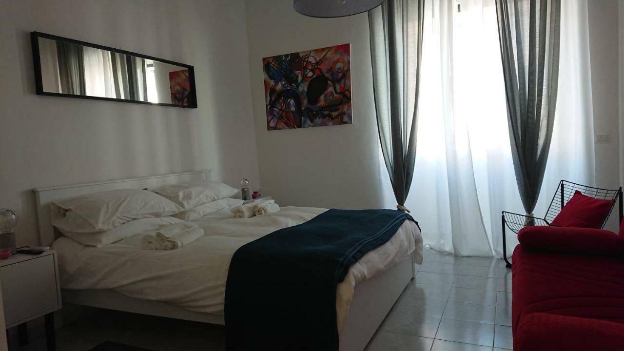 Re di Roma bright home Exterior foto